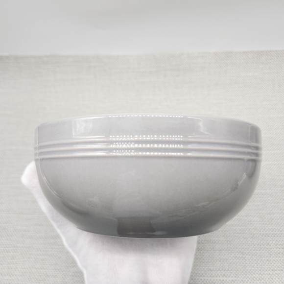 Le Creuset Cereal Bowl 26 Oz Mist Grey Set Of 3 New Seconds 770 ml - Picture 4 of 11